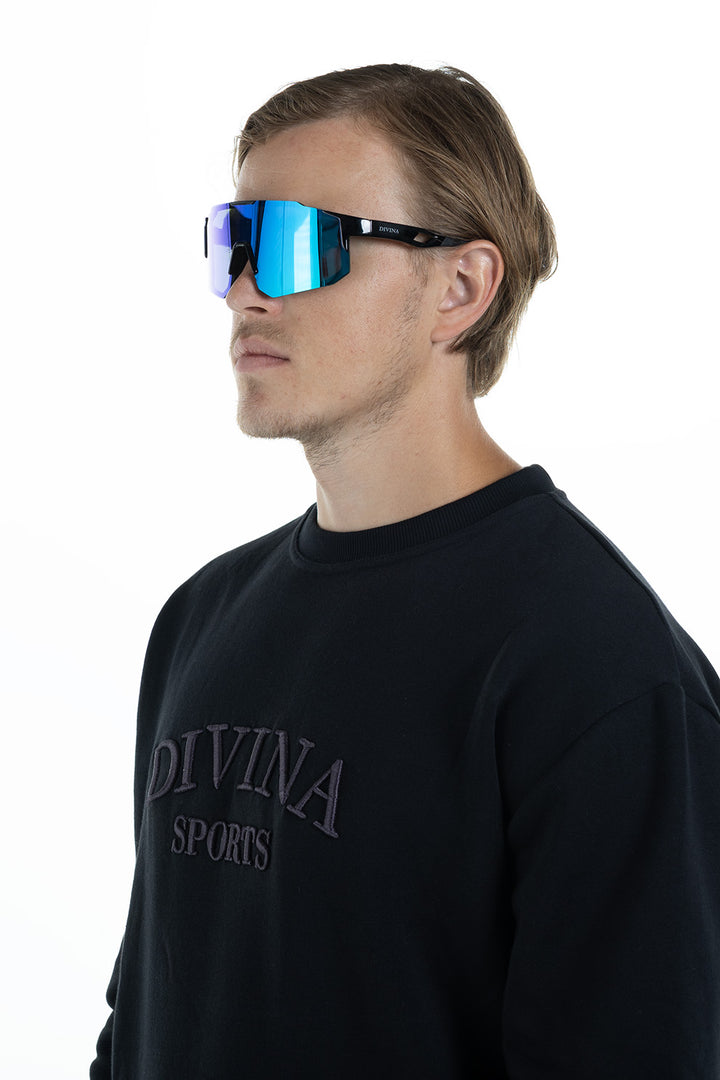 Men with Black Sport Sunglasses with Blue lens