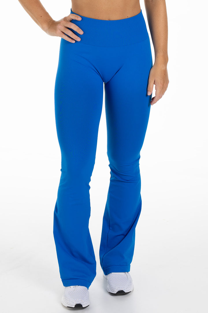 Seamless Scrunch Flare Tights Altum Blue Front