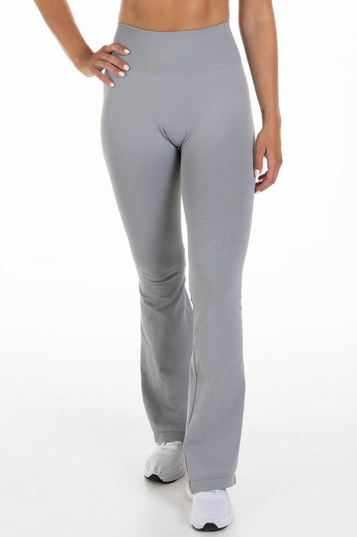 Seamless Scrunch Flare Tights Altum Grey Front