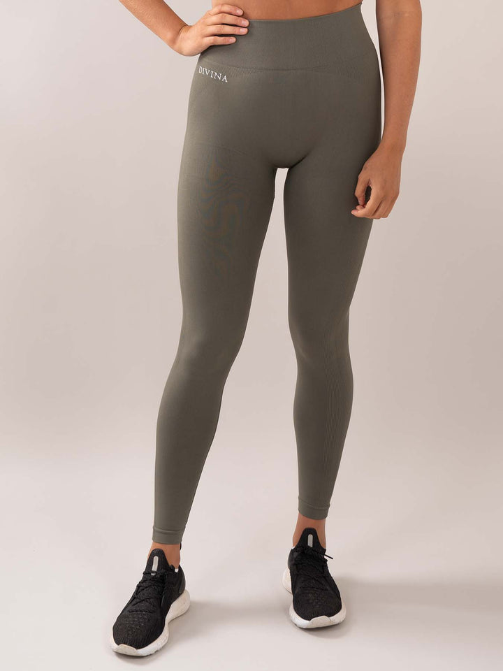 Aphrodite Seamless tights green front