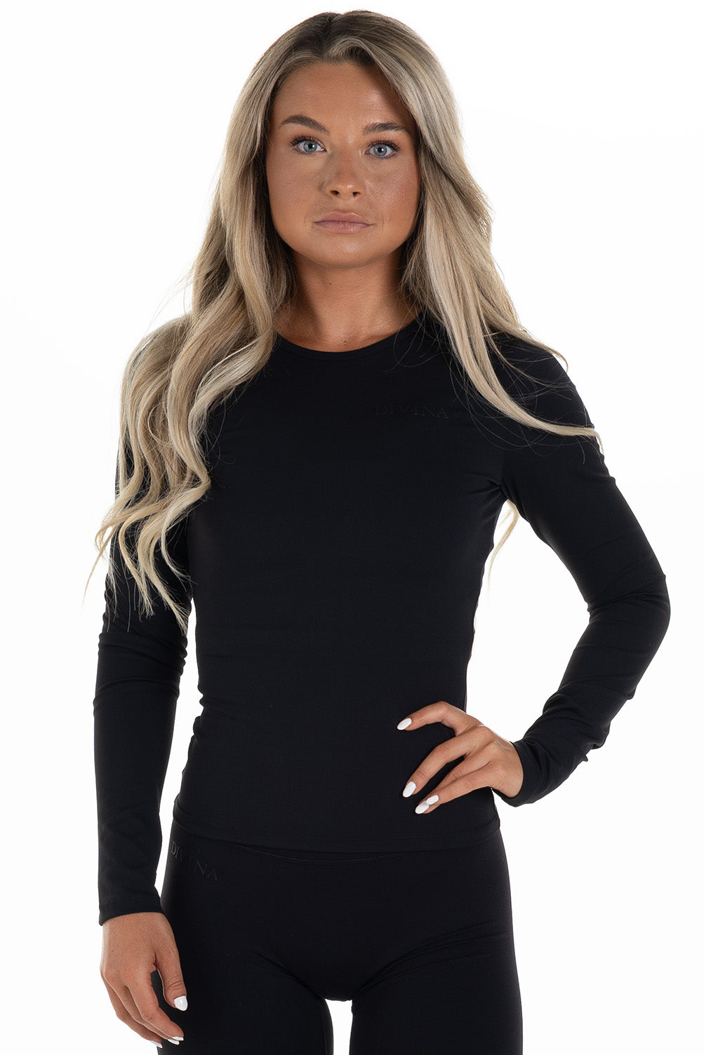 Athleisure Long sleeve Black Front