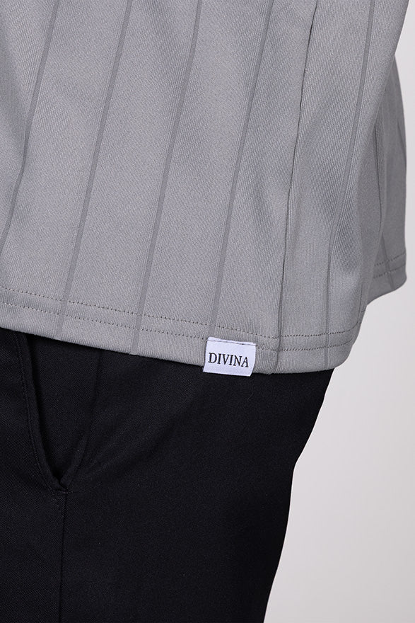 Male in Grey Golf Polo Ace from Divina detail