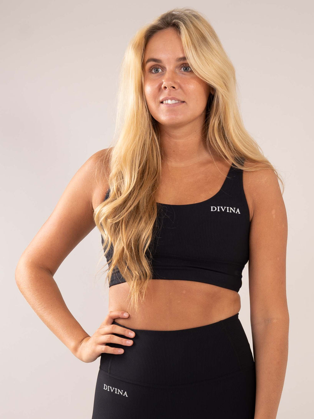 Ribbed seamless Mitis Sports bra front