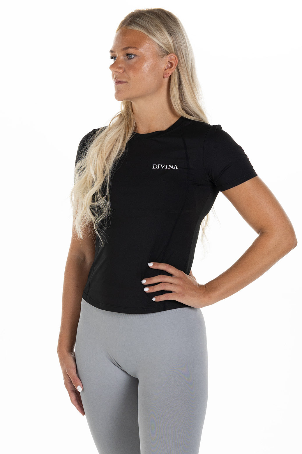 T-shirt Mundus Black Front-side