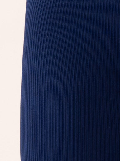 Ribbed Seamless Novi Navy shorts Detail Fabric