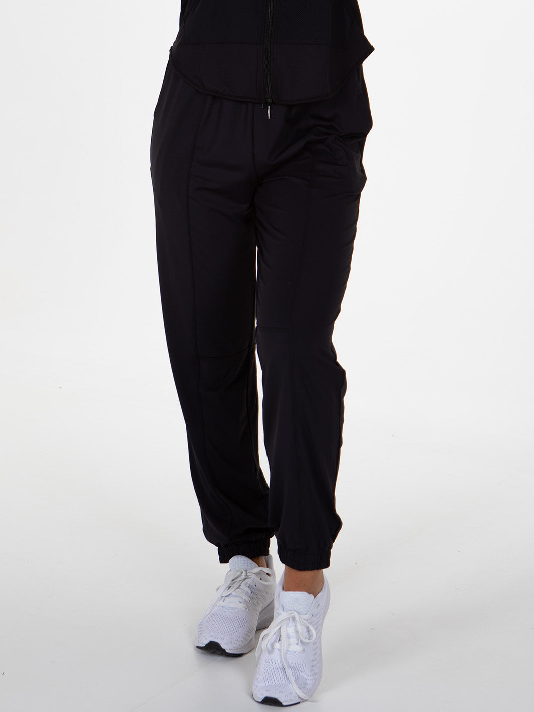 Nui Pants Black Front