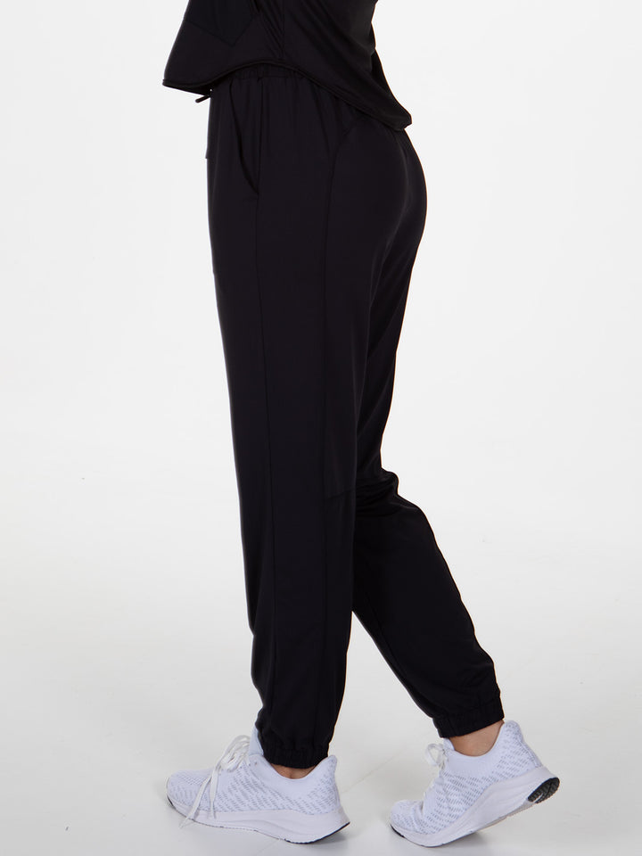 Nui Pants Black Side:Back