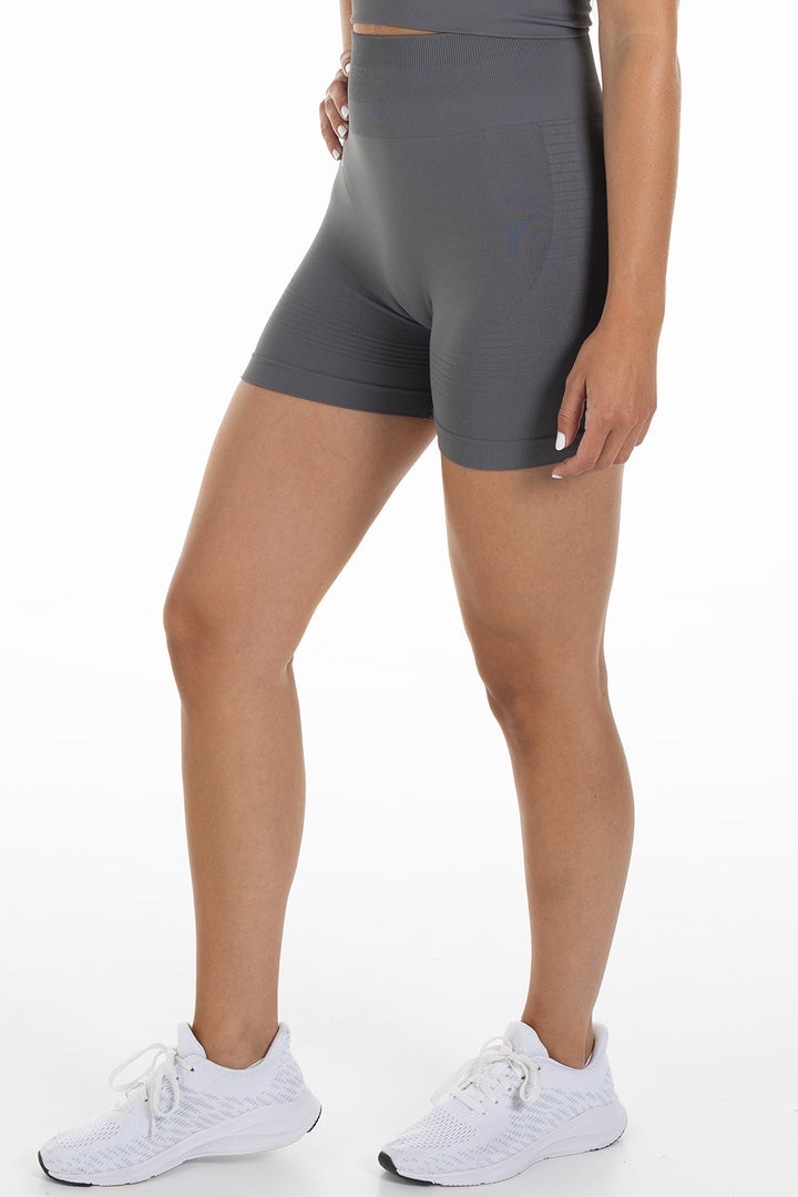 Seamless Scrunch Shorts Sleek Dark Grey Side