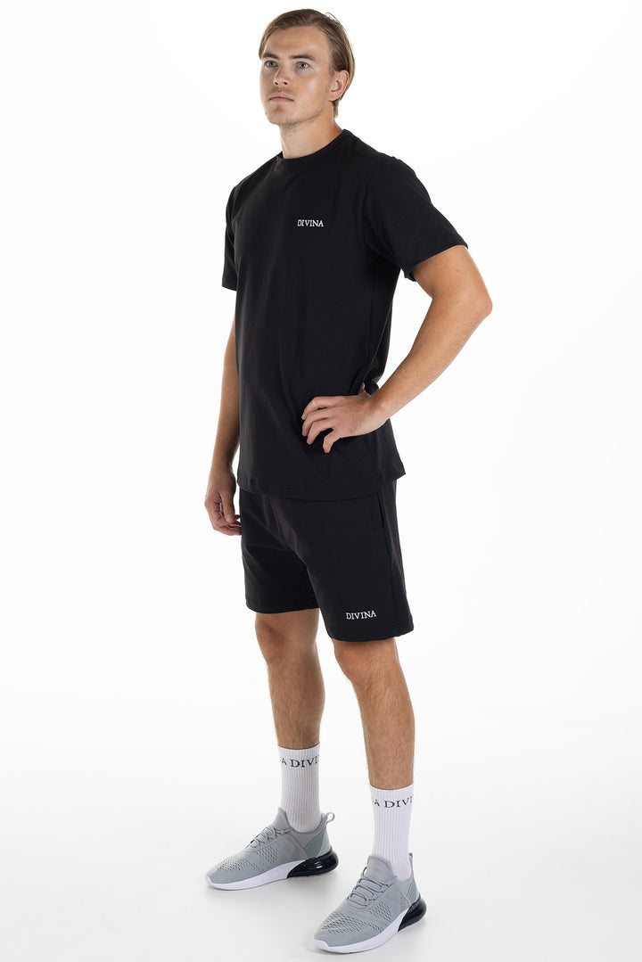 Male in T-shirt + Shorts Ultra Black