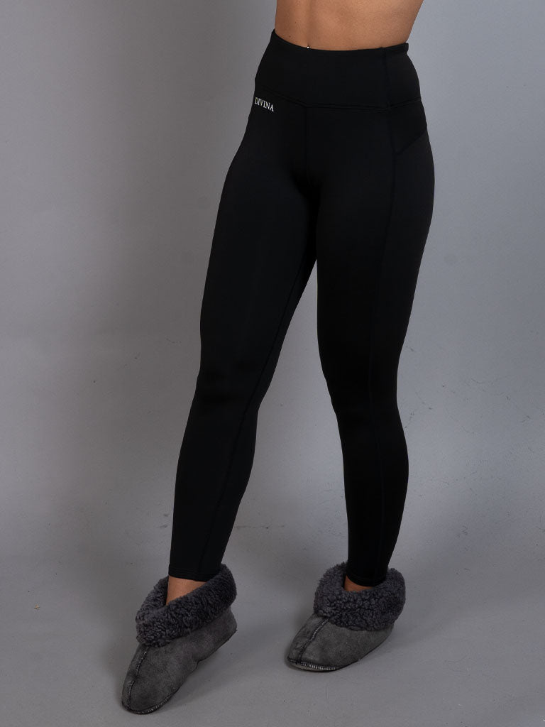 Fleece base layer tights black side