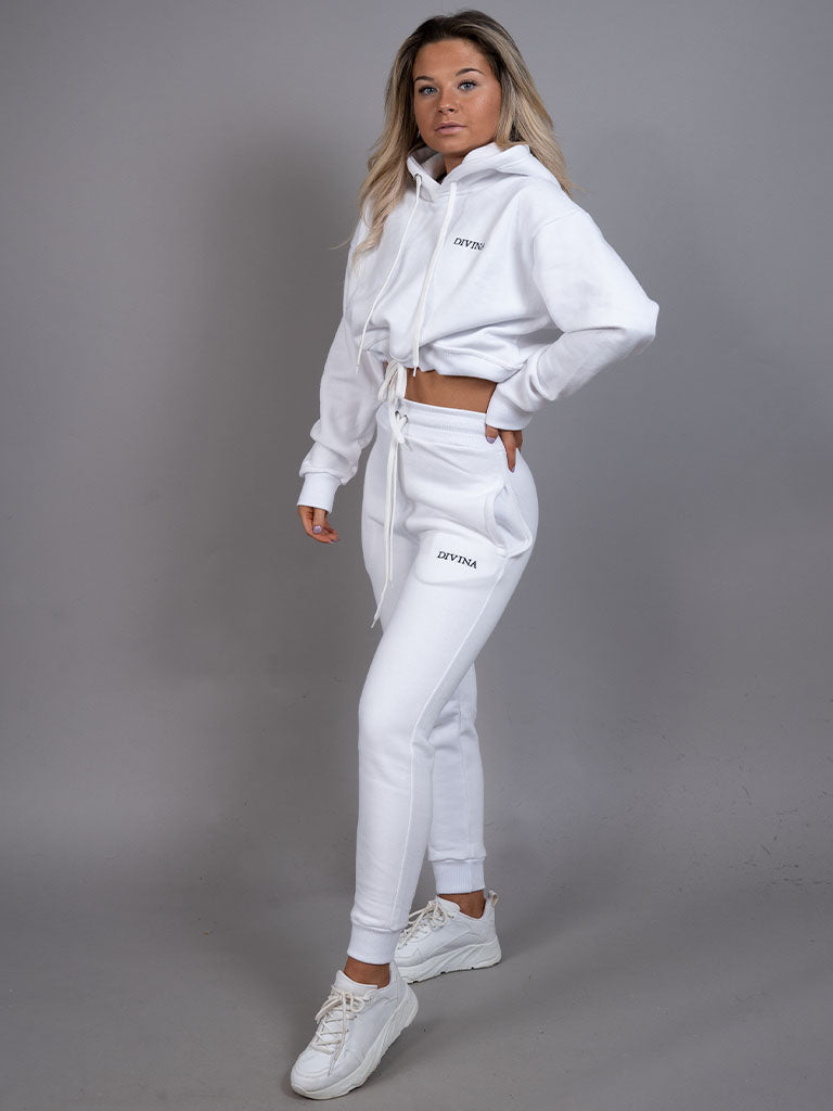 Cropped Hoodie set comfy white side