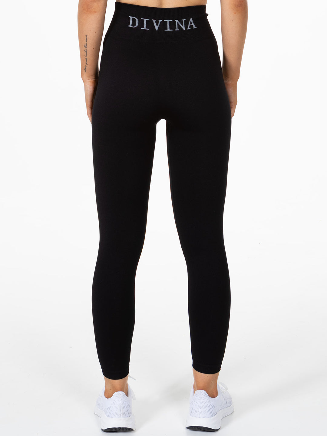 Signature Seamless Tights Back