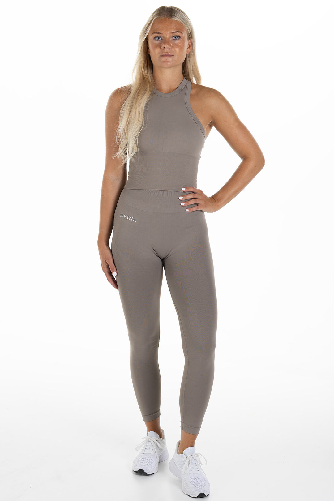 Seamless Scrunch Long set Sleek Coffee