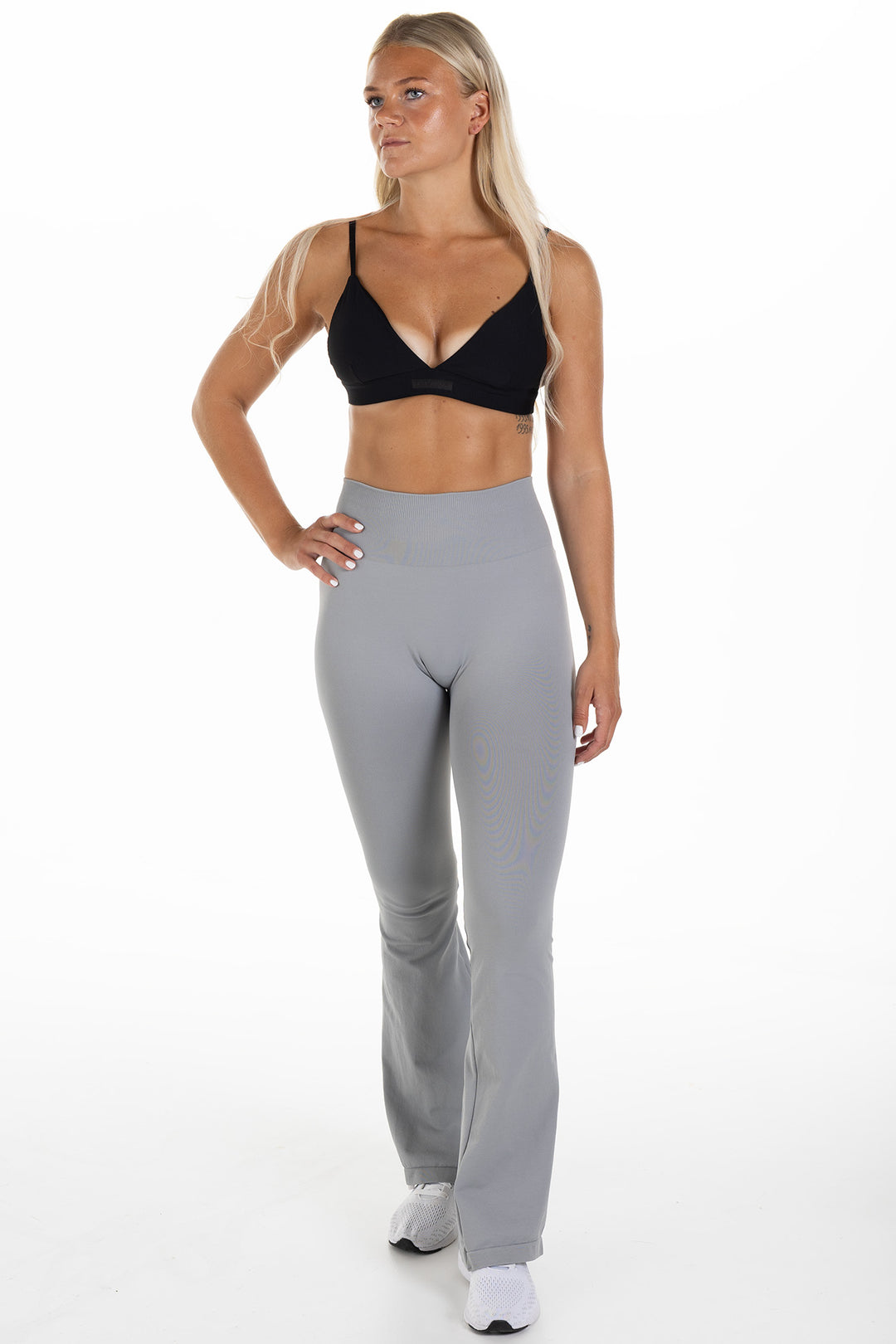 Seamless Scrunch Flare Tights Altum Grey Whole body