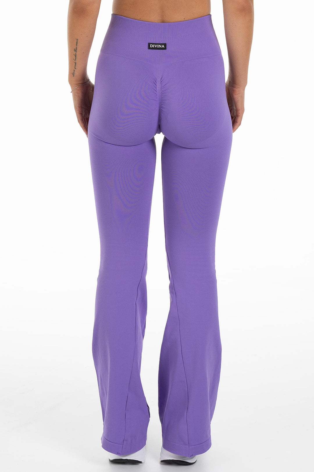 Seamless Scrunch Flare Tights Altum Purple Back