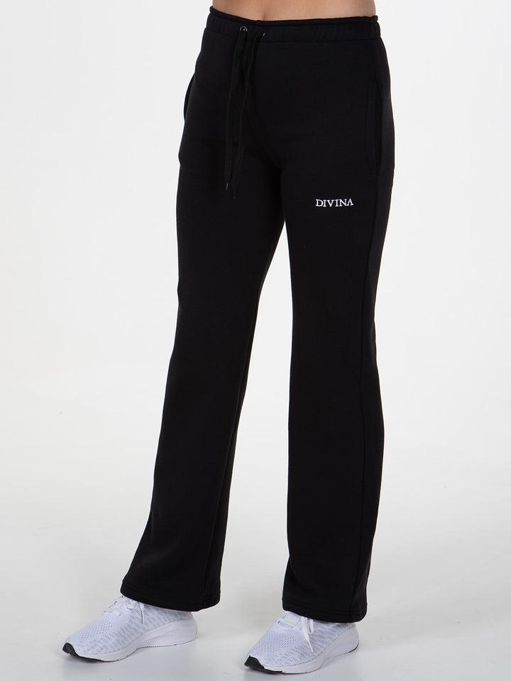 Wide Comfy Pants Black Side